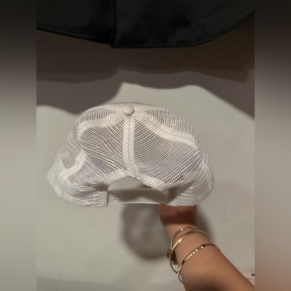 Custom Made “Italian Princess” Cap - Picture 2 of 4